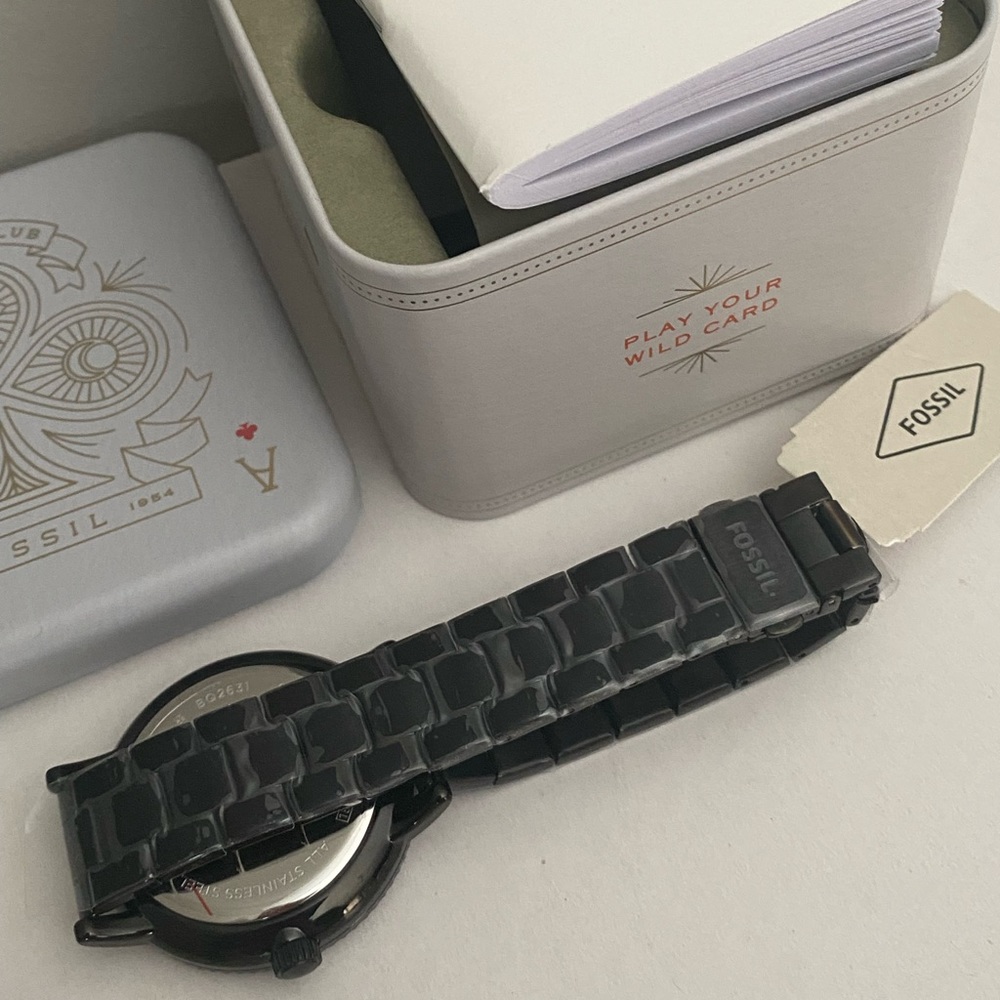 Fossil Watch - Picture 3 of 4